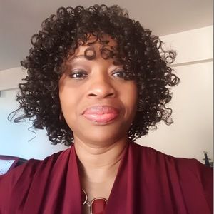 Meet your Posher, Darline